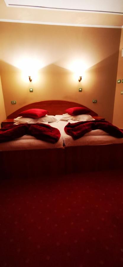 Hotel All Times 蒂米苏尔德约斯 外观 照片