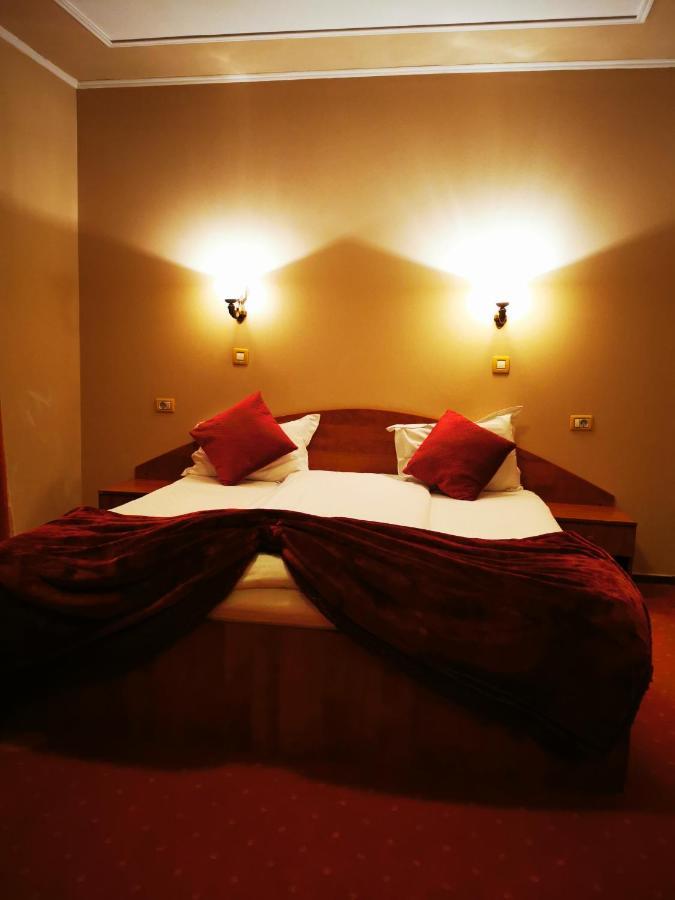 Hotel All Times 蒂米苏尔德约斯 外观 照片